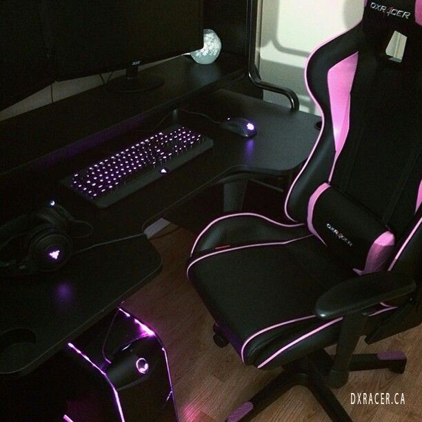 Featured image of post Pink Gaming Setup Black Desk